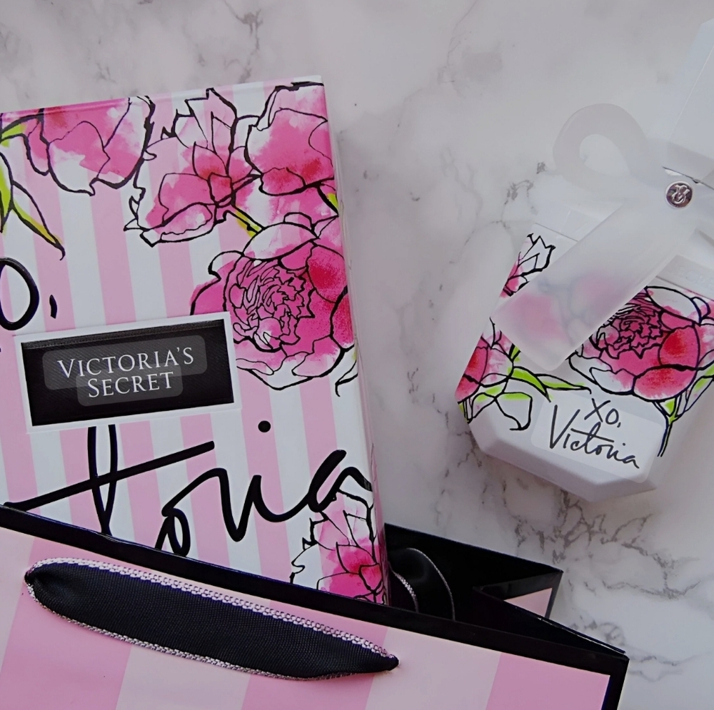 XO, Victoria Eau De Parfum Spray Bottle 3.4 oz